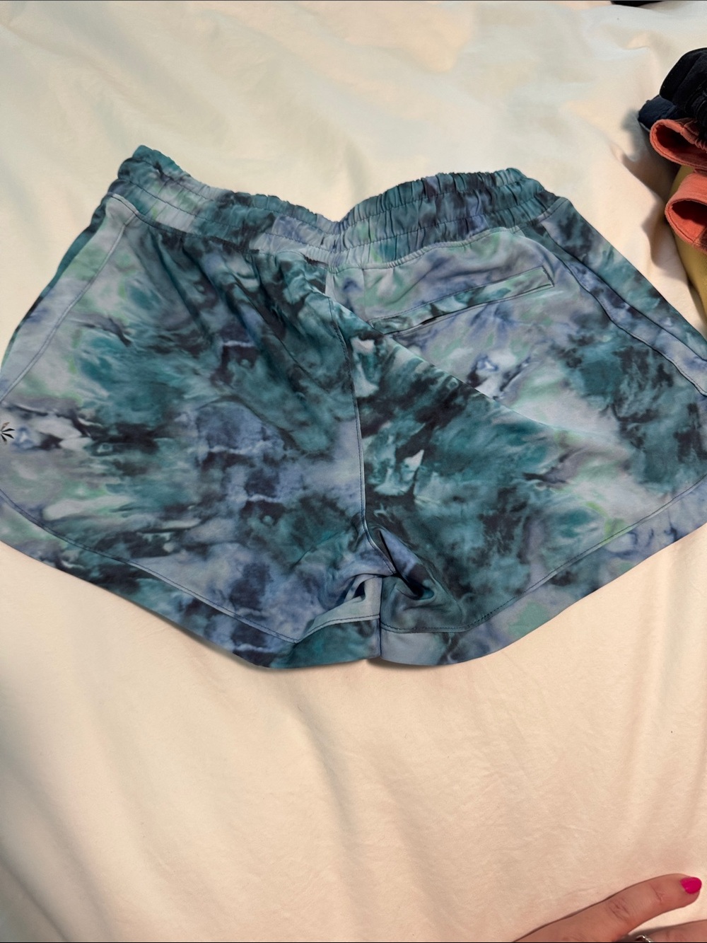 Athleta Tie-Dye Athletic Shorts - Blue/Teal